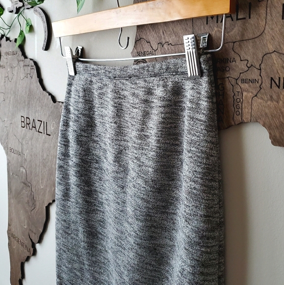 NWOT🔥High-Waisted Heathered Pencil Skirt - Picture 4 of 9
